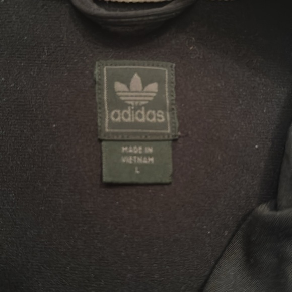 Adidas jacket large in size black with soft pink details: Pants also for sale - Picture 4 of 6